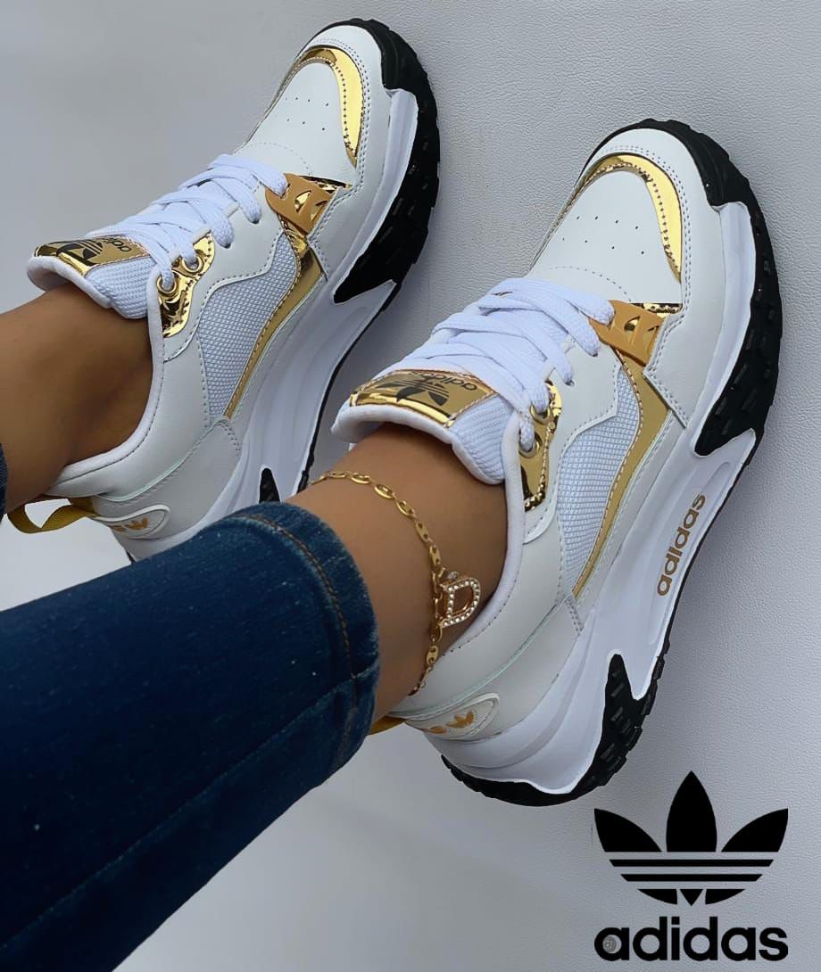 Tenis Adidas Dama Mt Blanco Dorado